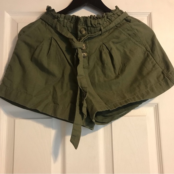 2 for $20 American Eagle Green Paper Bag Shorts XS - Picture 12 of 12
